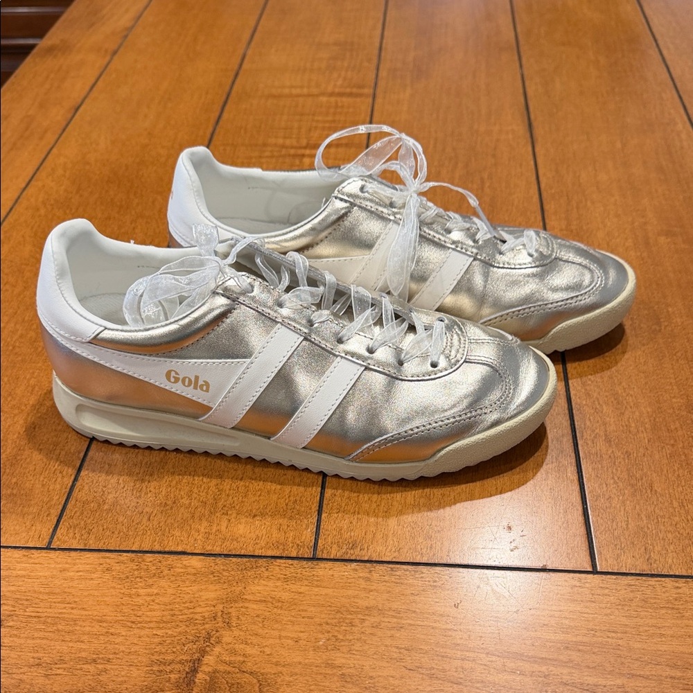 Gola Women's Metallic Silver Sneakers